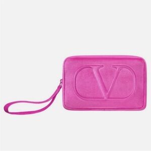 NWOT Valentino Vibrant Pink Velvet
Clutch / pouch
